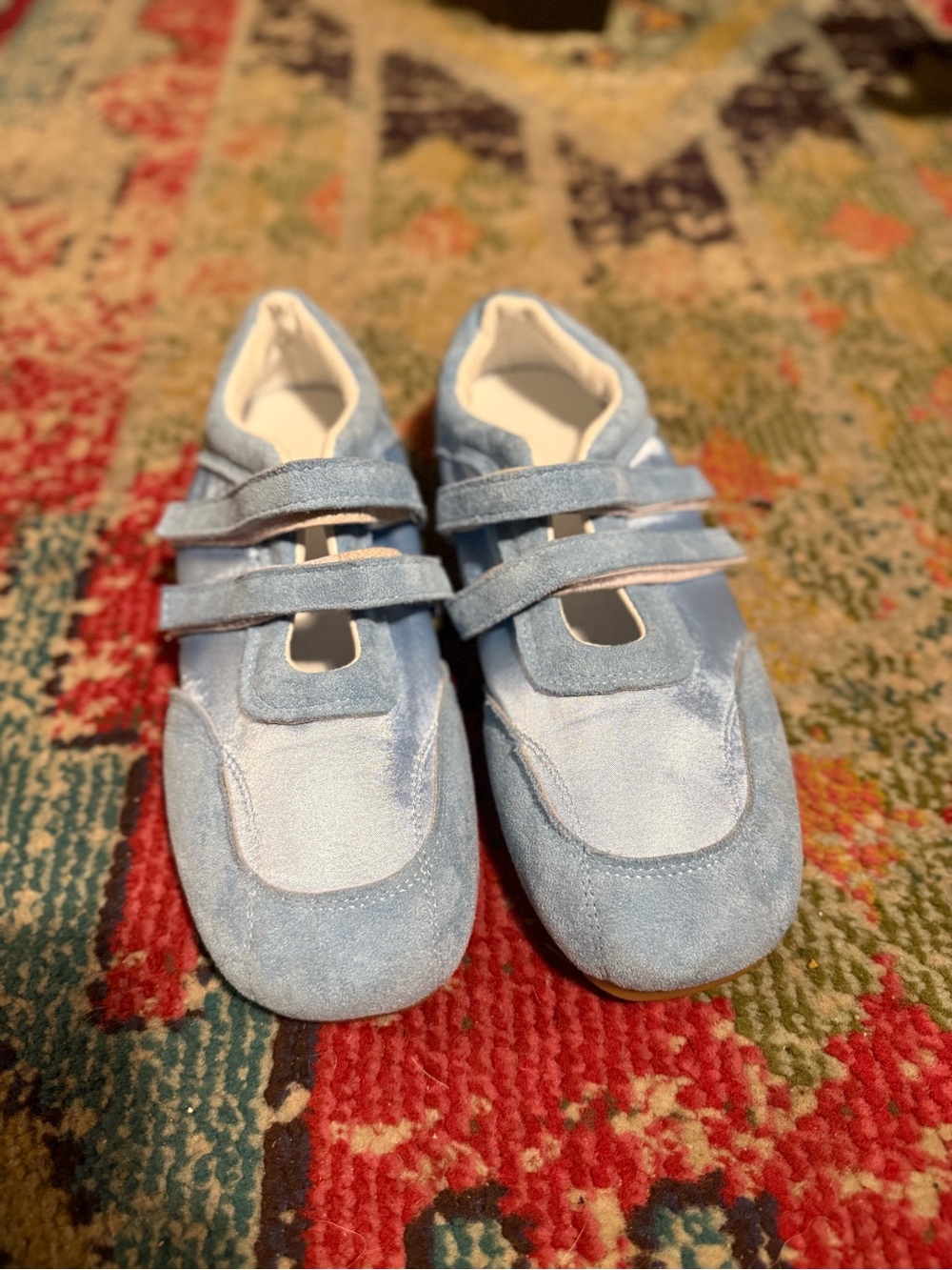 Women’s Light Blue Velcro Sneakers size 40